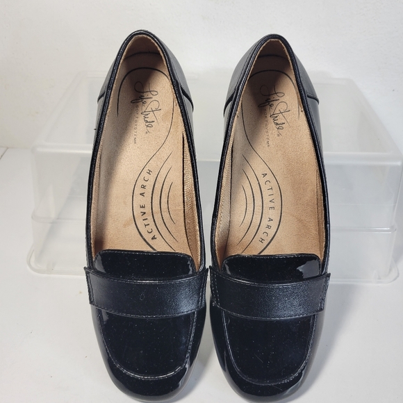 Life Stride Shoes - Womans Life Stride Soft System Active Arch Black Loafers Size 6